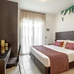 D-place & Szálloda 4*