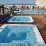 D-place & Szálloda 4*
