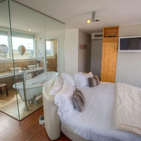 D-place Hotel&suite Hotel