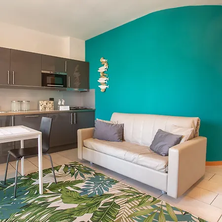 D-place & Hotel 4*